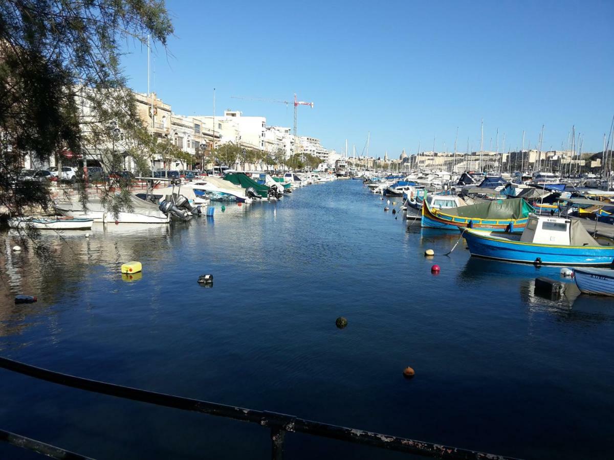 Seafront Apartment Between Valletta And Sliema มซิดา ภายนอก รูปภาพ
