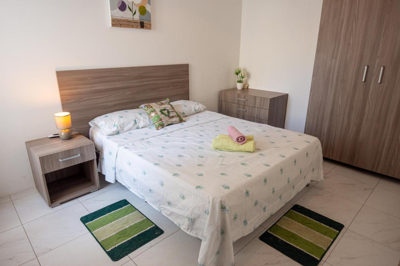 Seafront Apartment Between Valletta And Sliema มซิดา ภายนอก รูปภาพ
